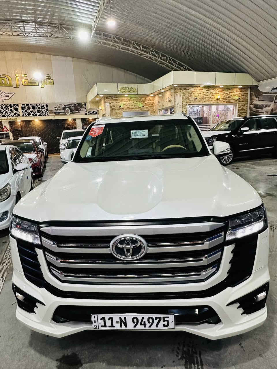 سلام عليكم للبيع او مراوس لاندكروز موديل 2022 ساز تطبيق شاشات رقم بغداد بسمي ماشيه ٢٠ ألف كفاله عامه السعر 665 مكان السياره بابل طريق حله نجف  وبيه مجال الاستفسار ***********
