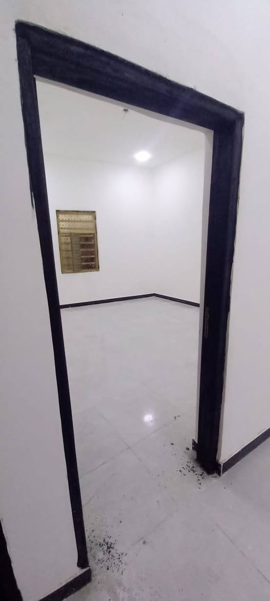 سلام عليكم 
بيت طابو زراعي صرف سند 25 
عنوان جزيره فيروزيه شارع 16 
يحتوي ع 3 غرف نوم +استقبال+حمامات داخليه وخارجيه 
سعر بيت بس 92 مليون وقابل للتفاوض
رقم *********** شط العرب, البصرة
