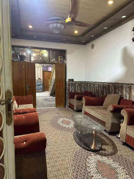 بيت للبيع مساحه100بيت في حي ميسان شارع الجامع موقعة حلو على الشارع البيت طابقين ثلاث غرف نوم وصالة واستقبال ومكشوفة وتخاريج داخلية وخارجية سعر40
طابو صرف اي استفسار التتصار برقم وكولو من طرف ام اسيل امانة الله ورسوله لتعبرون اسمي مانة ابو فاضل العباس لضيعون حقي ***********
سجاد الشمري
