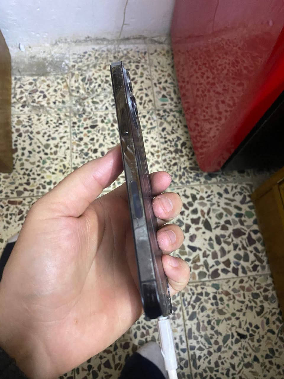 السلام عليكم
ايفون 12 برو ماكس 
مبدل شاشه احسن نوعيه 3خيارات
وبطاريه احسن نوعيه 
فيس ايدي واكف
ذاكرة 128 
ضهر مكسور مايكلف 15 الف 
سعره 235 بي مجال للشراي
بغداد الامين ***********
