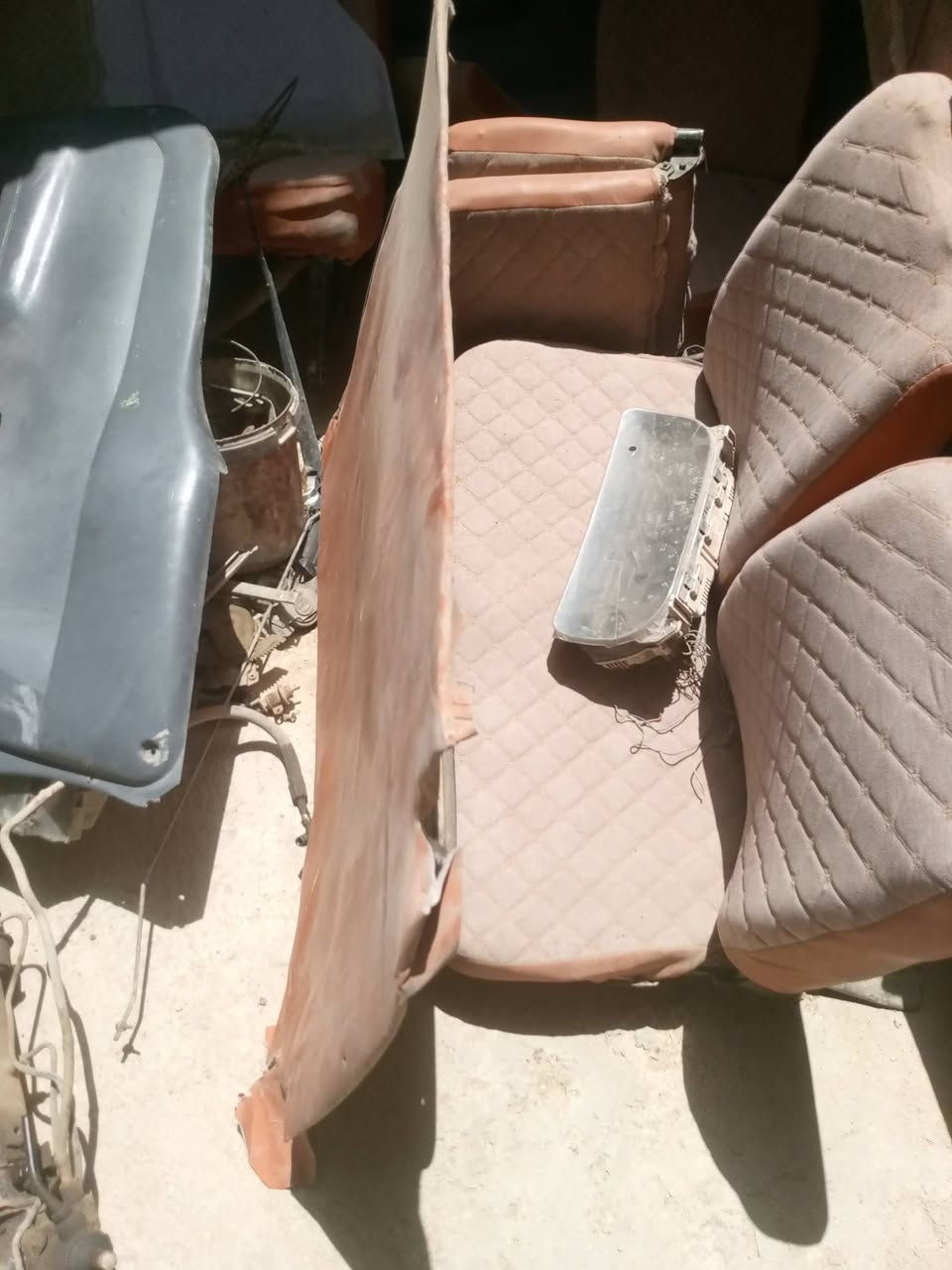 سلام عليكم غراض جنبي فتون لبيع كشنات تخم جديد بطاين حداديه سطاب اكسنات تخم. جام مشط بور ضفيره تخم وياله محرك وكير ونجي شغال نضيف واكسن مال هايسه ليريد غراض يتصل عل رقم وبي خير ويدلل مكاني بابل الهاشميه ‏‪***********‬‏
