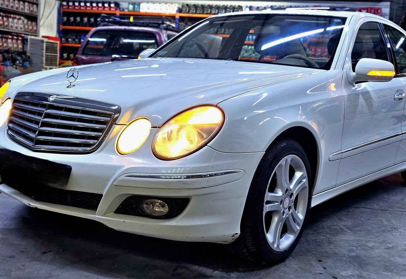 السلام عليكم
مارسيدس E350
موديل 2007
رقم أربيل بأسمي تحويل مباشر
داخل جلد
كشنات كهرباء خزن
فتحة
شاشة
تحكم ستيرن
ماشيه127
السياره جديدة مكفوله عدا أقل ربع باب خلف السائق صبغ
المكان الفلوجة.
للأستفسار. ***********
