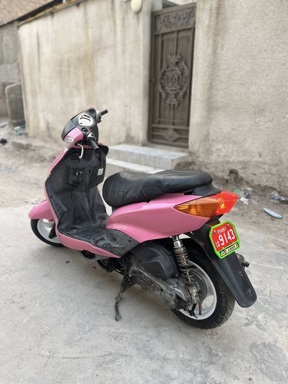 السلام عليكم للبيع سكنس نثيه الدراجه مفتوحه بس بستم نهضه ومعدل تخبل سلف نكره كهربائيات شغالات كلهن مانقصى برغي تجي وتشوف بعينك مكاني البصره معقل ب٧٠٠ وبيه مجال 
رقم راعيه 
***********
