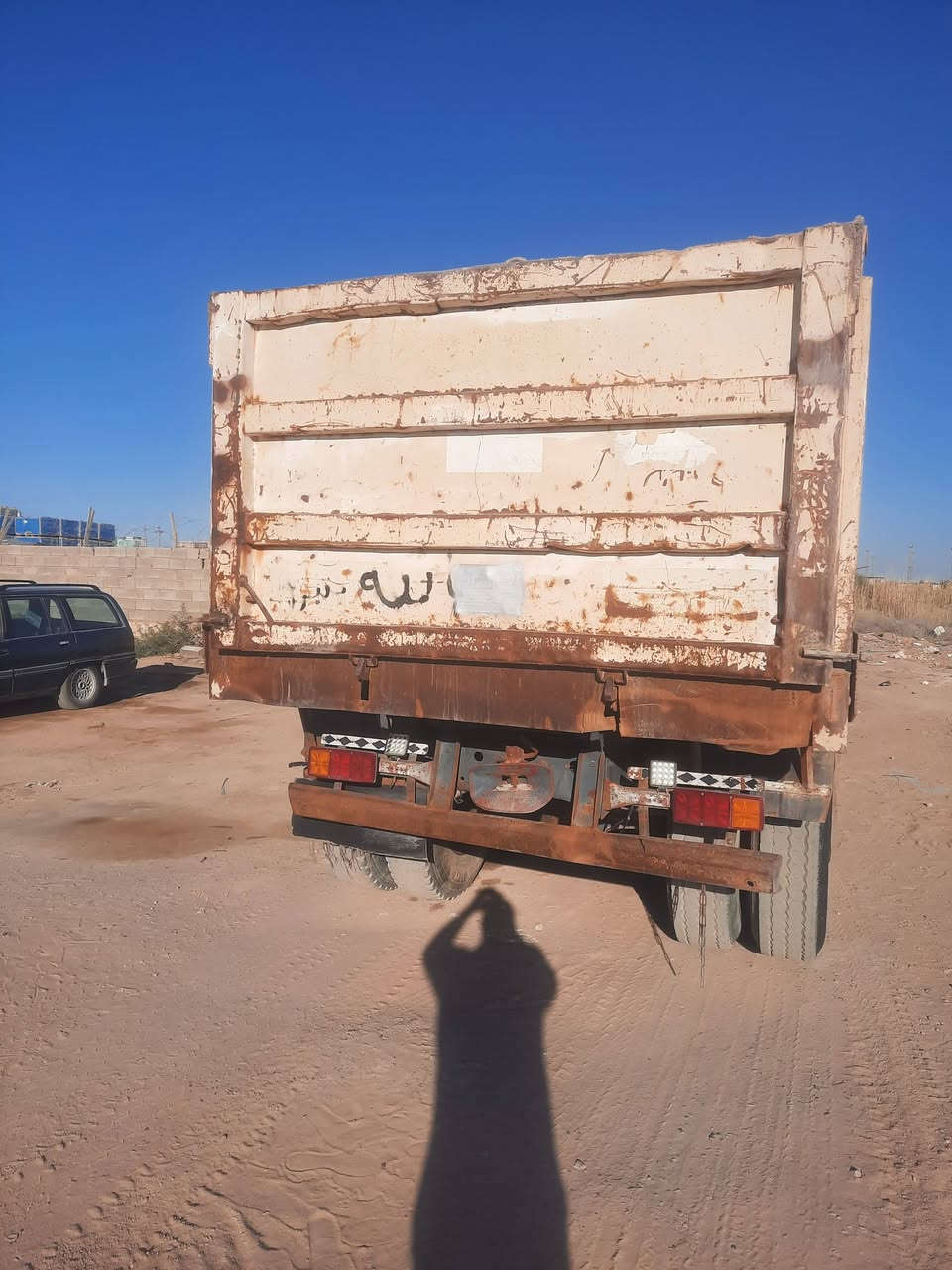 مان للبيع موديل ٩١محرك البي وكير ميه وثلاثون مجموعة مان نص طويله بدون رقم سعر ٨٥ورقه اللعنوان الانبار الرمادي استفسار عن رقم ***********
