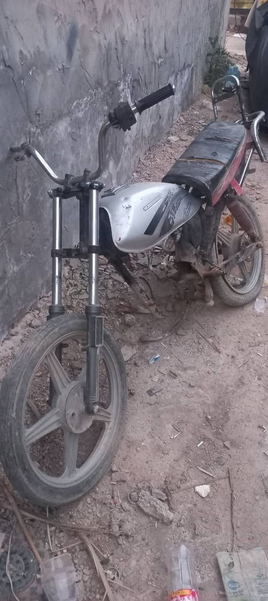 دراجه ثيوم 25الف تايرات مابيهن شي بس لوره بنجر دراجه كلك


**إذا كنت صاحب هذا الإعلان وتريد حذفه لأي سبب، رجاءا أرسل رسالة إلى الدعم الفني**