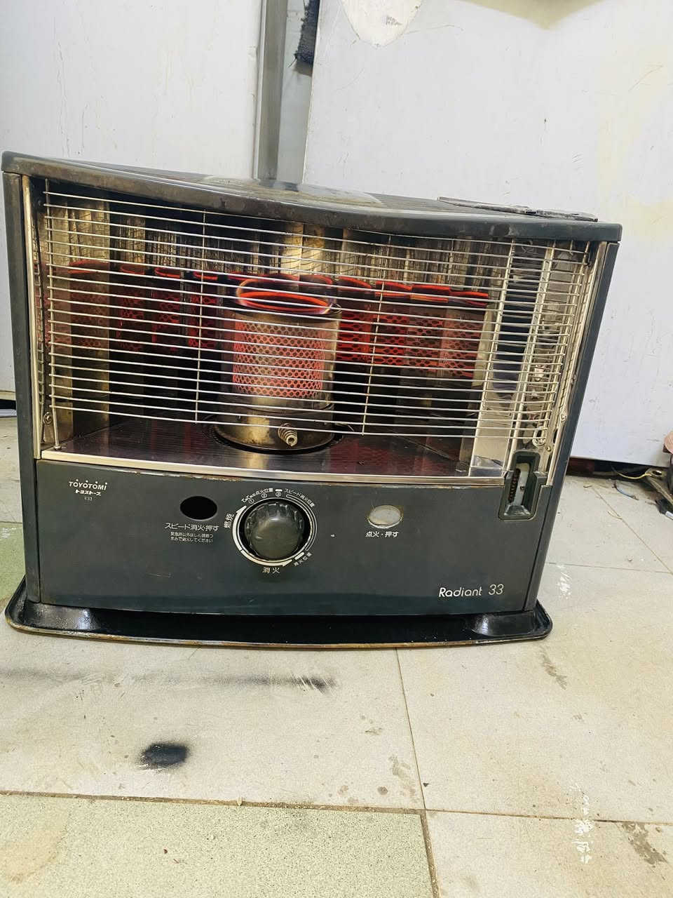 إسلام عليكم صوبه شغاله بشرط كل عيب مابيهااا لاهيس ولاغاز السعر 45 الشراي يتصل على الرقم ***********
