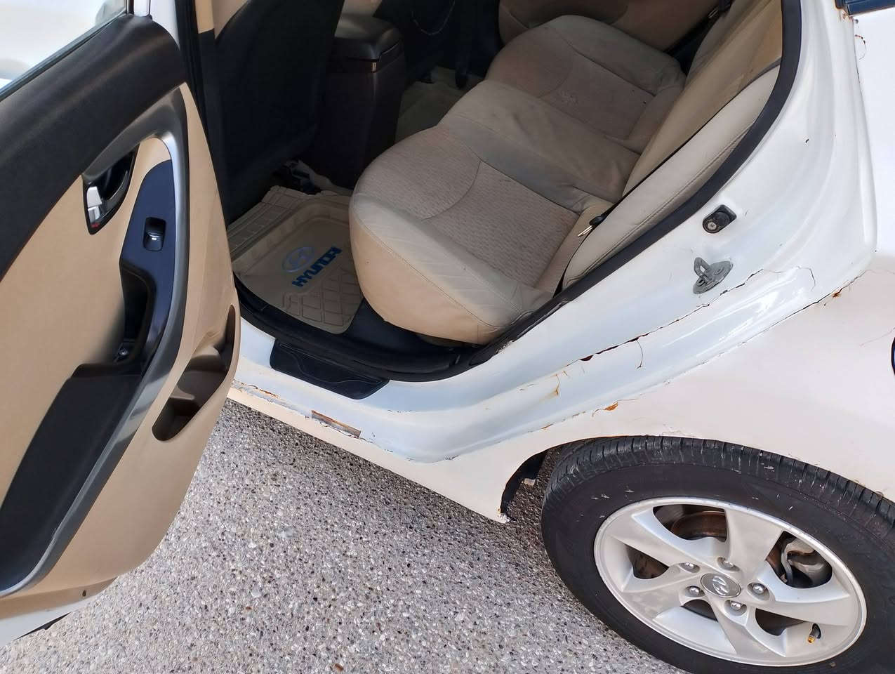 سلام عليكم النتره 14خليجي للبيع محرك 1600بي صوت راجز لا تنقيص ولا تبخير اول تشغيله والصوت يروح بيها ضربه بل جاملغ الوره السايق +بيبان العبري والورا ودوسه تبريد ثلج توني مسوي السعر 85 اخوان التفاصيل كامله بل منشور شوفها يله تخابر ***********
