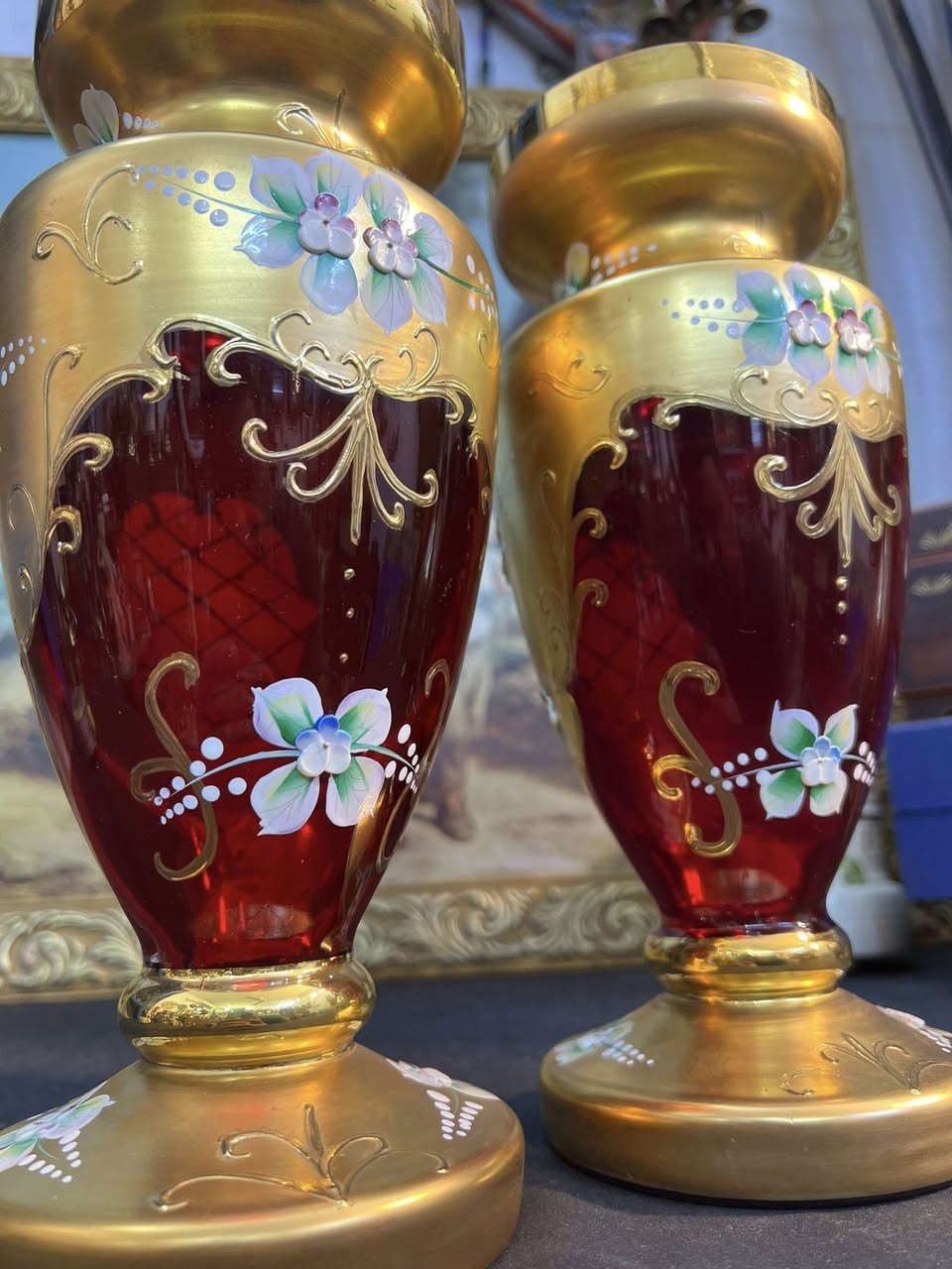 زوج مزهريات چيكي اگارمي مختوم ختمين طلاء ذهب شغل يدوي ارتفاع 27 سنتم لووك بالباكيت سعر الزوج 165


**إذا كنت صاحب هذا الإعلان وتريد حذفه لأي سبب، رجاءا أرسل رسالة إلى الدعم الفني**