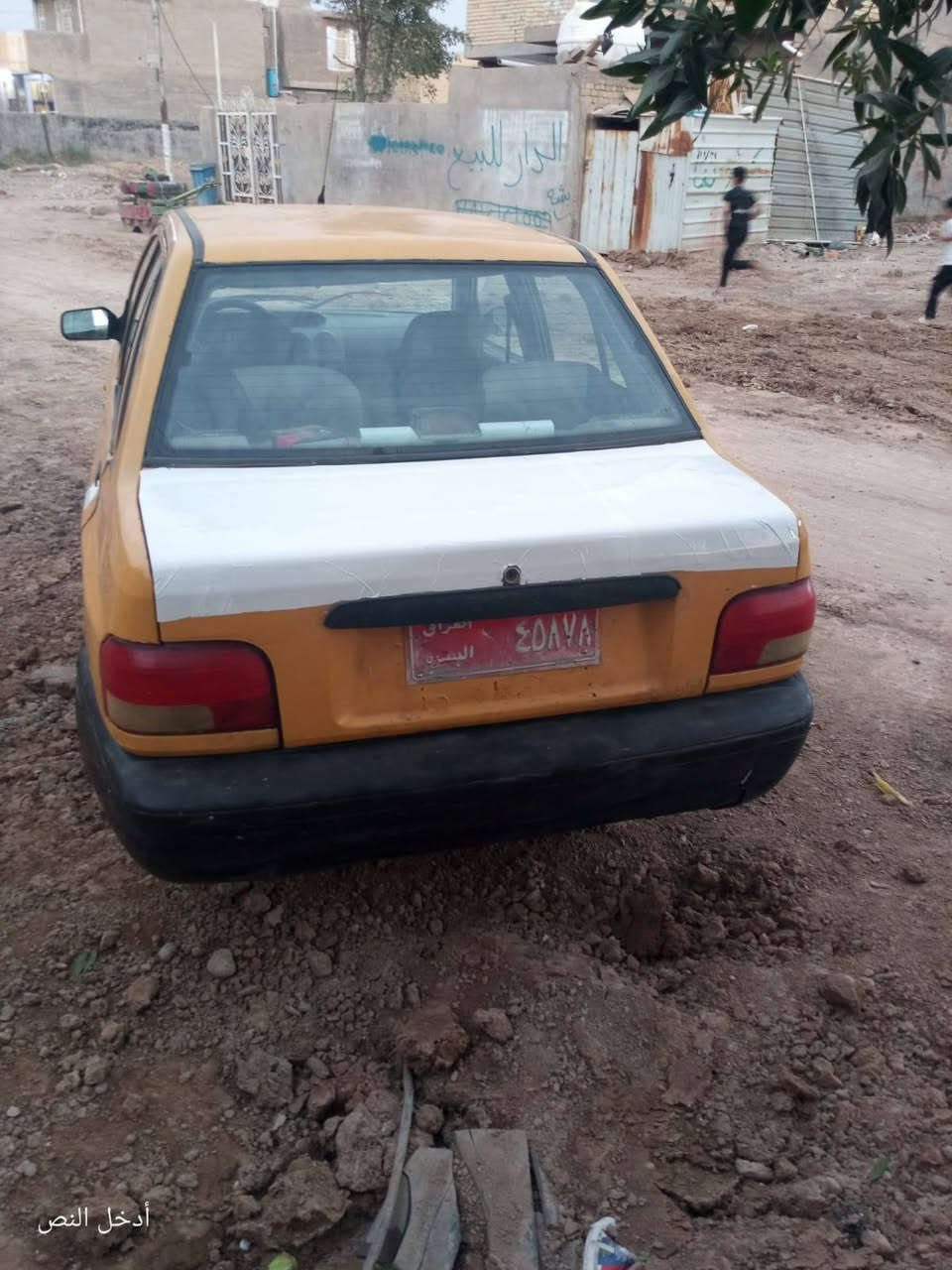 سلام عليكم سايبه للبيع 2012ةرقم احمر سنويه الاصليه موجوده ابيع كوم حديد اتكفل سرقه وعشائر سياره شغاله مكينه مستحقه بس شغاله ابيع كايمه كيرهه كلش حلو سياره مناسبه وحلوه شواصيهه زينه سعرهه مليون وبيهه مجال  مكاني مشروع الوحدة قرب بسمايه رقم ***********
