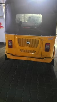 تكتك 22 شهر ال4 تكتك نضيفه اي خياس مابيها بيها بداية بكن السعر 8 وا700...