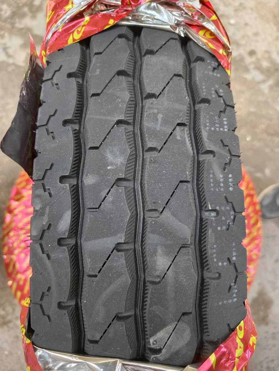 🟨 | الممـيز للاطـارات ✅
قياس : 650/16 
الماركة : رودكس 
المنشأ : الصين 
تاريخ الإنتاج : 2025
عدد الطبقات : 10 قاط 
للتواصل : ***********
◾️ خدمة توصيل بغداد ولجميع المحافظات! 
🚩 | الموقع :
العراق _ بغداد _ الكرادة _ مجمع مشن
