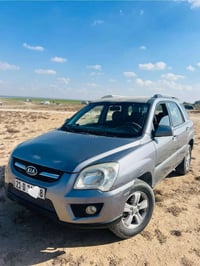 سبورتاج ٢٠٠٩ • ٤ سلندر • رقم سليمانية