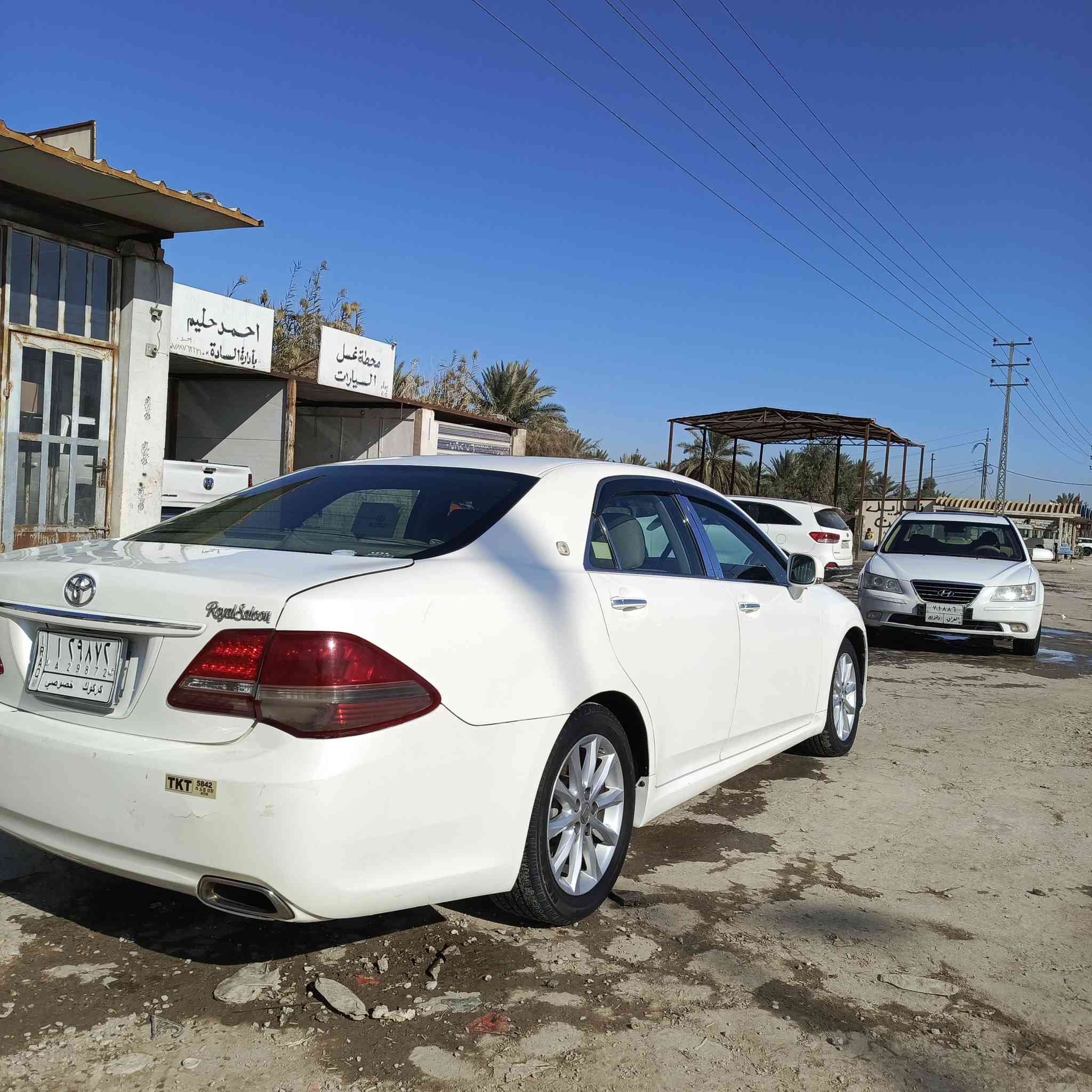 سلام عليكم حوته للبيع موديل 2008قرار 48مدفوعه كمرك  باقي بس الرقم مكفولة من الكص والنقل جثه مداور بيه بس جاملغ خلفي  ***********
