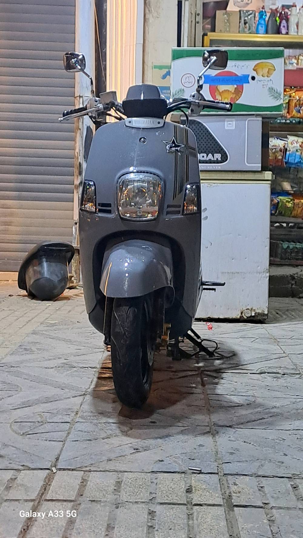 دراجه يوليس نضيفه كفاله عامه  ما بيها نقص على أيدي  دراجه  مرتبه عنوان بغداد 