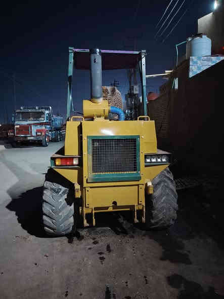 السلام عليكم شفل تي سي ام ياباني مديل 92 حجم 45  رقم بغداد بسمي سنويه ل26مشروع وطني كير ومكينه كمز خير من الله باتريات جدد راديتر جديد كهربائيات شفل ماناقصه شي بس تكه تاير ضعيفه يحمل سكس  مكاني ذي قار قضاء الرفاعي لاستفسار *********** خاص ماجاوب
