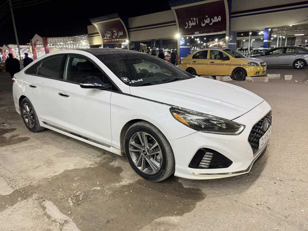 للبيع 🚘سوناتا
سيارة موديل 2018 شكل 2020
حادث خفيف بالبنيد لا شواصي ولا لغود
الجنطة مبدلة بالعراق

المواصفات:
 • فول كامل
 • واحد على واحد
 • جاهزة من كلشي
 • مكينة شرط
 • كير شرط
 • حدادة وتبريد ممتاز
 • بني رامة واحد على واحد

السعر: 12,800

📞 رقم الهاتف: ***********
📍 المكان: النجف
