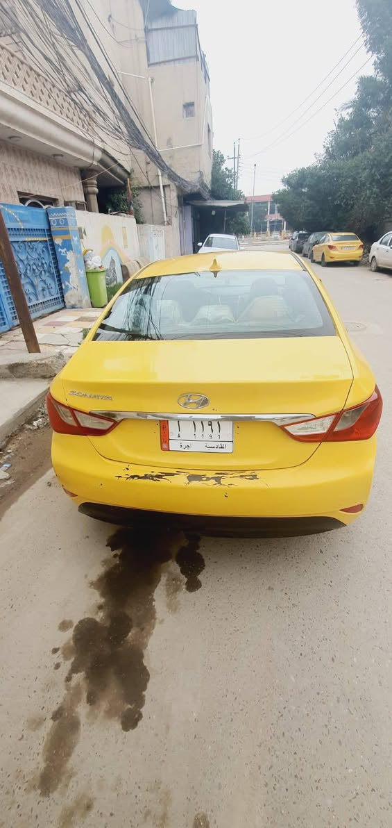 السلام عليكم
للبيع سوناتا موديل 12 رقم قادسيه بسمي مكاني بابل امريكي مكينه او كير او حداديه او تبريد كفاله حادثه جاملغ خلف السعر 90 او بيه مجال رقم الهاتف ***********
