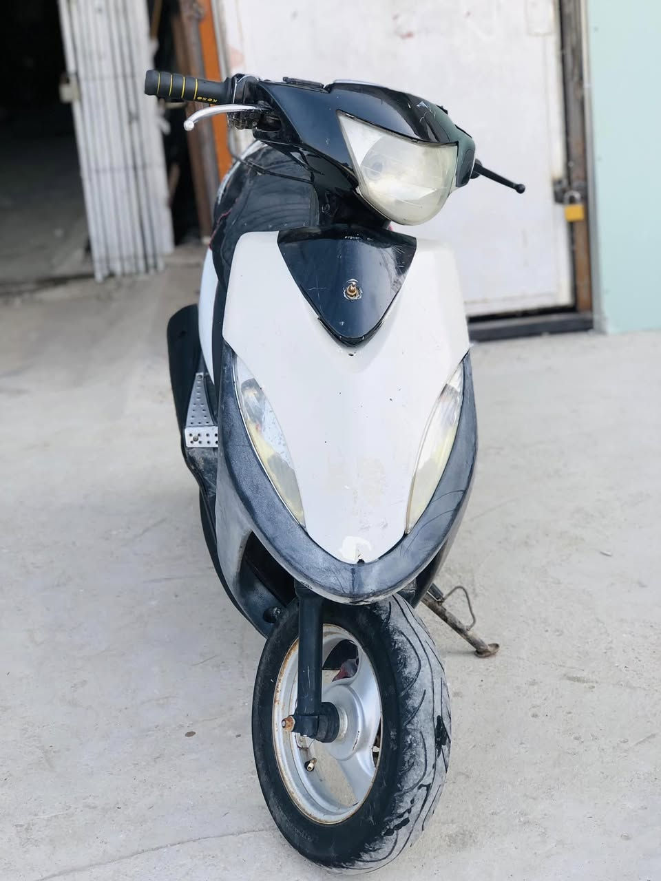 ماكس عدلة مكينة بلادي نكرة سلف هندر كهرباء كلة شغالة اي نقص  مابية  كفرات مختمة ختم واحد اورقة كاملة منفيس عنواني بغداد غزاليه سعر دراجة (٤٠٠)شراي يخابر مامتواجد ع فيس هاذه رقم
‭٠٧٧١ ٣٢٦ ٣٧٤٣‬
