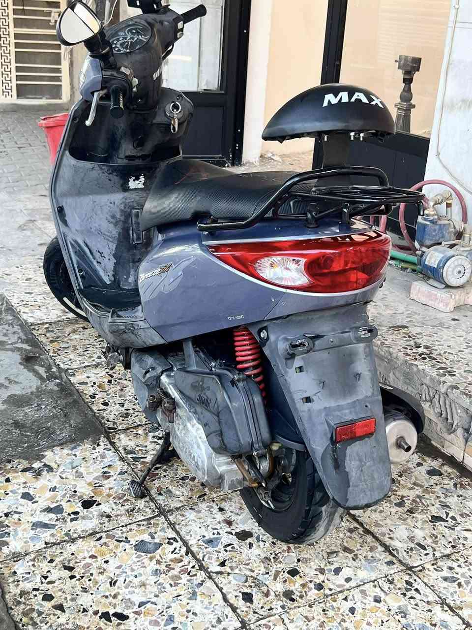 سلام عليكم دراجه بريز مكفوله من كلشي جيب فيتر وتعال مكان الوزيريه***********
