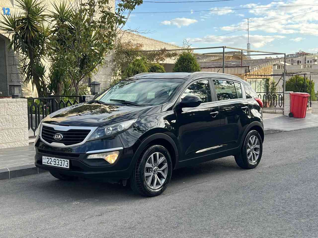 كيا سبورتاج2015 لون اسود مميز
وارد و صيانه الوكاله استخدام شخصي
فحص 7 جيد ولا ملاحظه
مرخص و مأمن
محرك 2000CC
جير اوتوماتيك
5 جنطات الوكالة 
غمازات مري
كشافات ضباب
اضويه LED
حساسات خلفية
غرفه قماش لون سكني
كاميرا رجوع
مري كهرباء
زجاج كهربا
تحكم طاره
AUX , USB , BLUETOOTH ,CD 
مسجل اصلي
سنتر مركزي
مفتاح ريموت عدد 2
كوشوك جديد
و اضافات اخرى مميزه
لا يحتاج لاي صيانه...
قاطع مسافه 70الف km
السعر : (10200 )
للاستفسار : 0799487331


**إذا كنت صاحب هذا الإعلان وتريد حذفه لأي سبب، رجاءا أرسل رسالة إلى الدعم الفني**