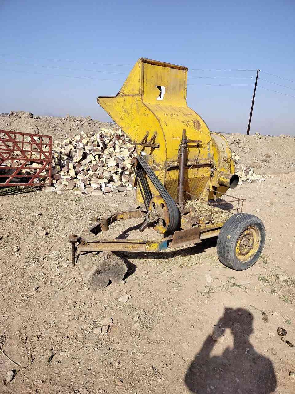 السلام عليكم للبيع كاروضه ذنون جهازه للعمل معمل استوه مشدود هوه وسجاجين ودامه كاامله سعره مليون و 650/
وبيه مجال العنوان الديوانية علا طريق الدغاره 
***********
