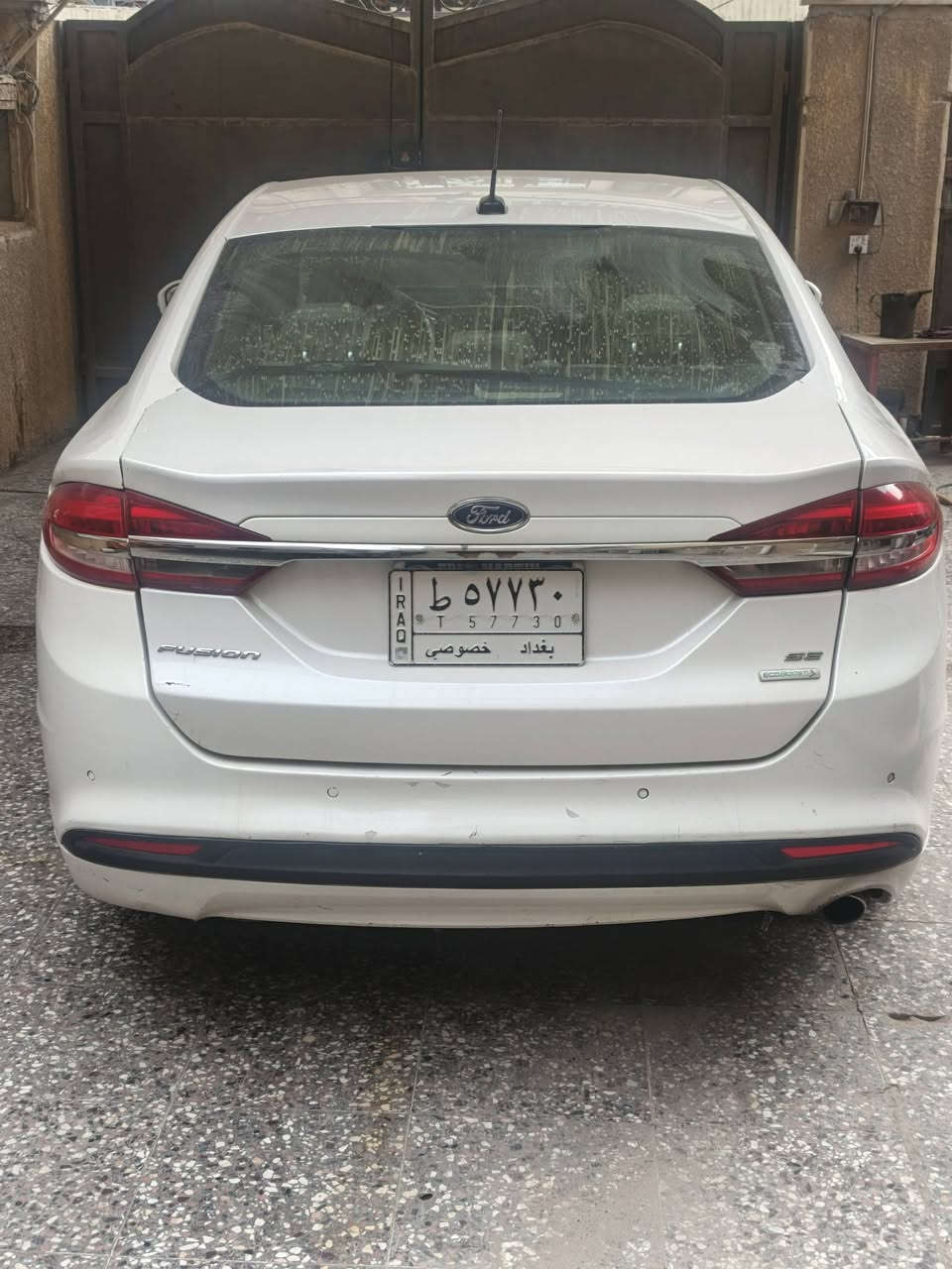 ‏🚗 للبيع | فورد فيوجن م2017 SE 🚗
‏
‏🔹 1.5 Turbo
‏🔹 گير ومكينة و تيربو جديد مكفولة 100%
‏🔹 السيارة حادث جاملغ خلفي جهة السايق فقط
‏🔹 وهنا بالعراق صار بيها ضربه صغيره بالباب مال السايق وانصبغت صفحة السايق 
‏
‏🔹 فول مواصفات 
‏
‏✨ المواصفات:
‏•كشنات جلد
‏•كشنات أمامية كهرباء 
‏•تدفئة كشنات
‏•تبريد قطعتين
‏•هاند بريك بصمة
‏•تشغيل عن بعد (Remote Start)
‏•حساسات خلفية
‏•شفتات ستيرن
‏•تحكمات ستيرن
‏•جام رباعي أوتو
‏•شاشة أعطال
‏•مراي قلاب
‏•Auto Start / Stop
‏
‏📌 النواقص:
‏•دعامية أمامية صبغ بس
‏•التبريد الحساس مال الضغط 
‏•نواقص بسيطه 
‏
‏🪪 رقم بغداد
‏✍️ التحويل ثاني يوم وباسمك
‏
‏💰 السعر: 90ورقة 
‏للاتصال ع ***********
‏            ***********
