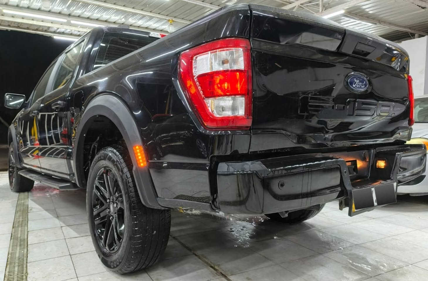 يا الله
السلام عليكم
للبيع أو للمراوس
فورد F150 موديل 2022
رقم بغداد باسمي
مكينة 6 سلندر 2700 توربو
باب طويل بدي قصير المرغوب
حادثها جامرلغين وبنيد وباب مباوك
سيارة جديدة وجاهزة
ماشية 38 الف
فور ويل
شاشة كبيرة
كامرة دوارة
تبريد قطعتين
رادرات
سيارة جاهزة بدون مصرف
مكاني ديالى بعقوبة اي استفسار على الرقم ***********
شعندك مراوس نزل وكولشي بسعرة
تحياتي للجميع اخوكم علي المندلاوي 🌹🌹🌹

