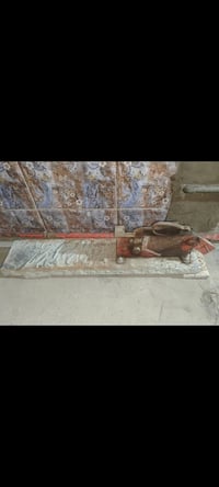 مقص حديد تركي سكاكين جديده مكان بالشعب سعره 100الف قفل07700204637