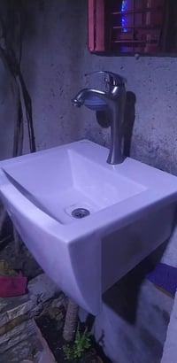 مغسلة تعليك • نظيفة • حله باب المشهد