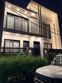 بغداد البلديات حي التجار مقابيل الامن العامة بيت مودرن بناء 2024 يتكون...