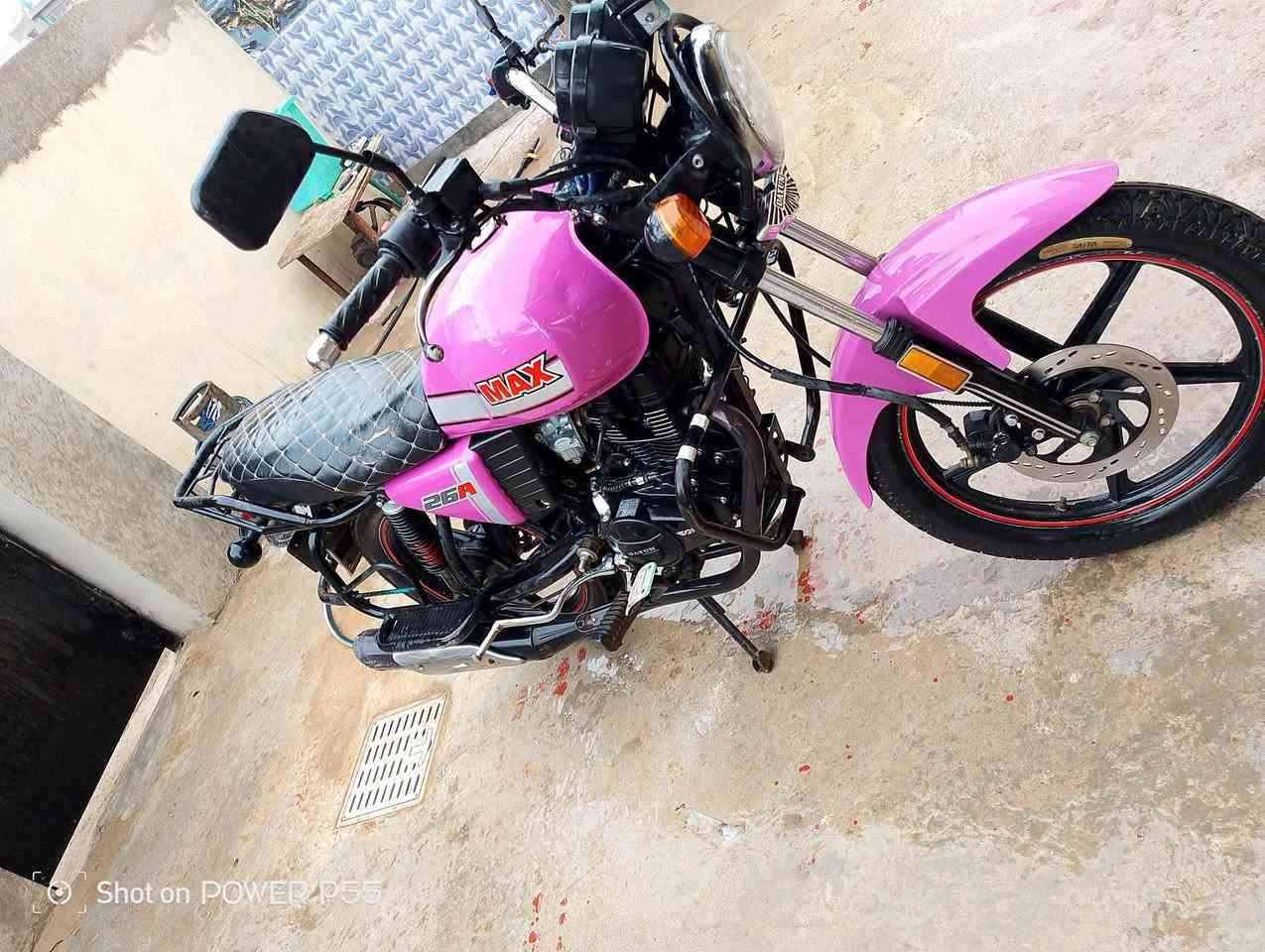 السلام عليكم من رخصت مسؤل الكروب دراجه للبيع دايوان موديل 22 نضافه مثل ما مبينه بالصور الدراجه واحد على واحد تخليه ويه 25 ما تنعرف كهربائيات كامله المكينه ما مفتوح سبانه ما مخلين عليه للاستفسار الاتصال على الرقم ***********
