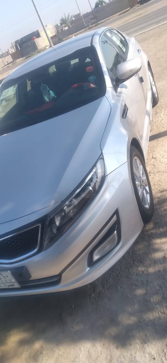 اوبتيما وارد كندي 2015 مكينه دوش مكفوله ضربه وصبغ جاهزه السياره بصره تحويل لسعر 120 اي ستفسار تصل على الرقم مكلف   بالنشر ***********
