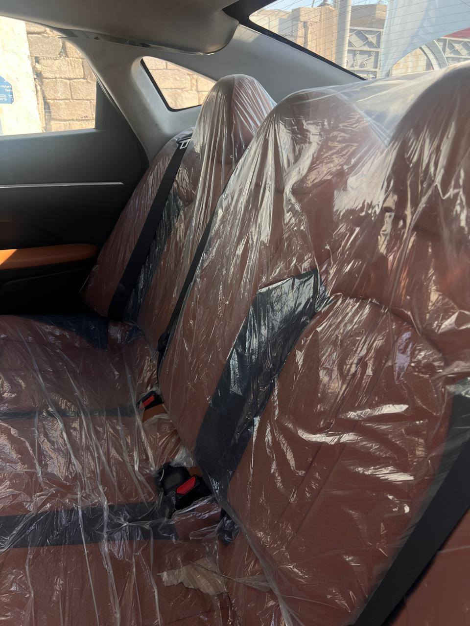 سلام عليكم سوناته تكسي دبي سياره جاهزه مابيه اي نقص تغير لون من بيجي الئ ابيض سياره جديده ماشيه 40 لف حقيقي كفاله كير مكينه بطاريات رقم أربيل مكاني بصره سعر 148.      ***********
