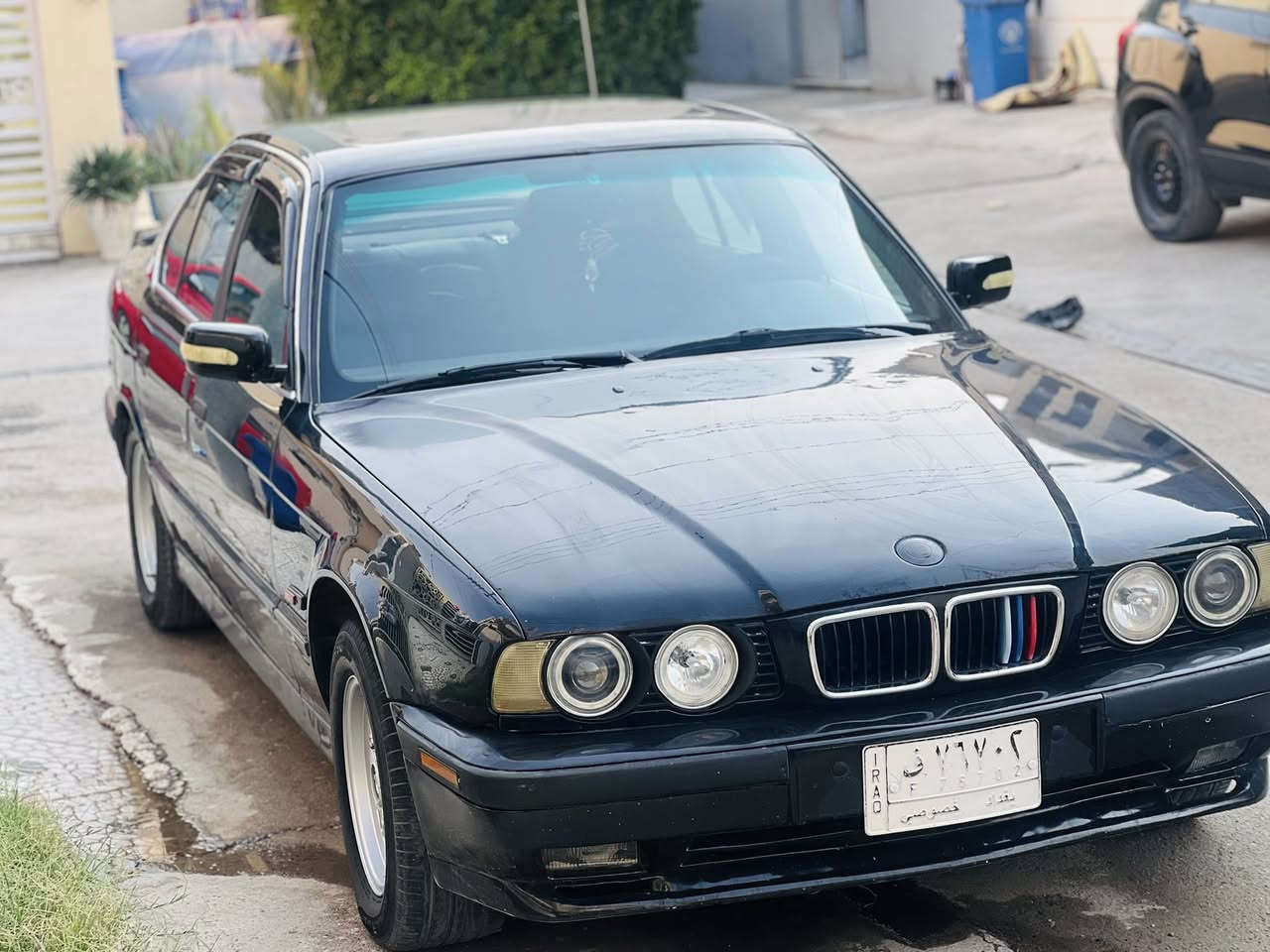 Bmw 
بي ام 525  موديل 1990 اصل بليتة وشاصي كله مطابق 
رقم بغداد سنوية لحد 2028
مكينة مسكر عدلة وكير واكسل كله بلاد مكفول 
كير عادي 
تبريد ثلج 
كهربائيات كاملة مابي اي جطل 
فتحة سقف شغال كاملة 
سيارة كاملة واعتمادية 

السعر 54 $ وبي مجال 
الموقع ديالى / خانقين 
***********
