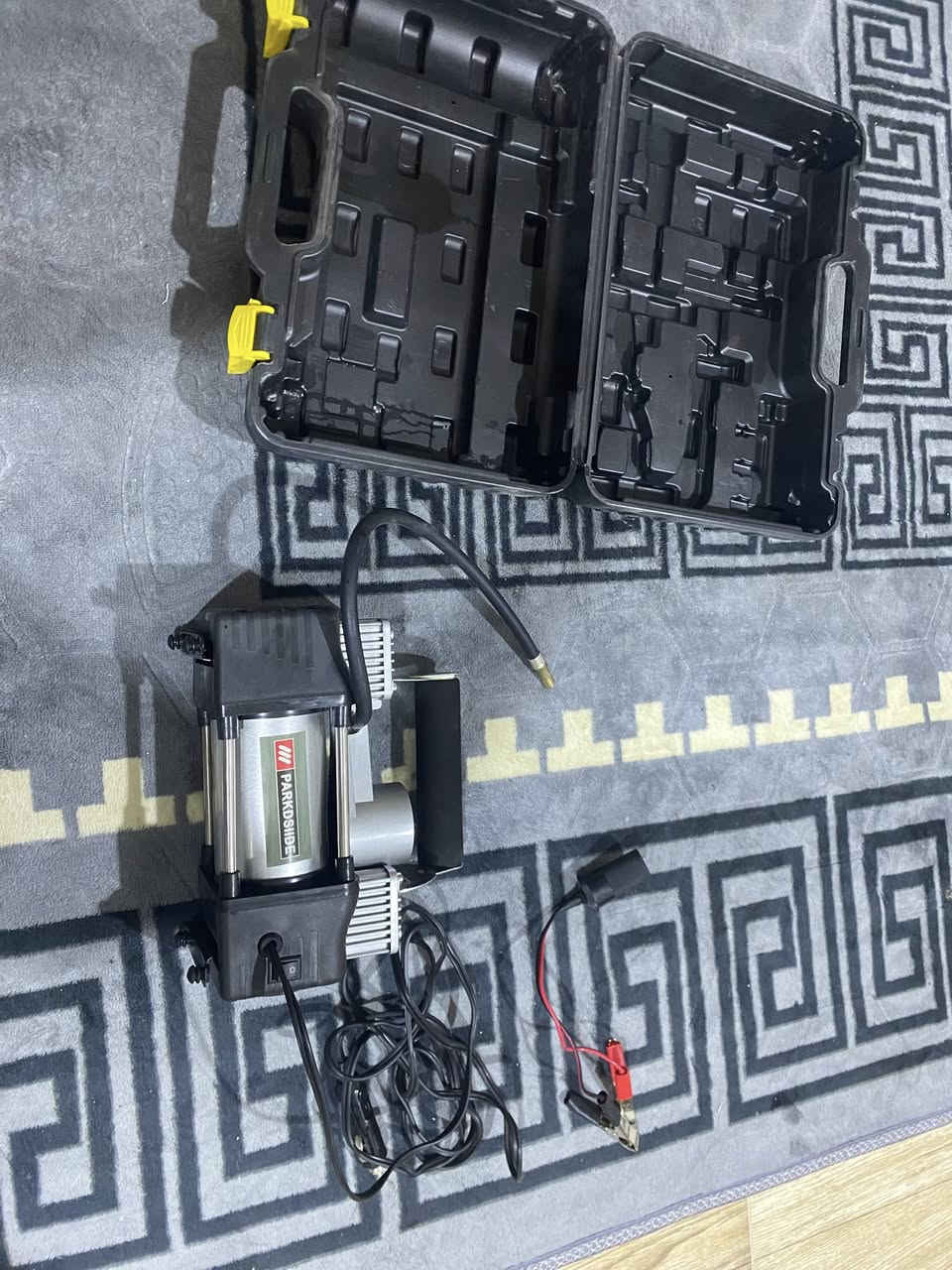 السلام عليكم
نافخ عجلات سيارات او دراجات للبيع السعر 13 الف مكاني ديالى بعقوبة
 الجهاز بعده بيه جيس ما مستخدم اجاني هدية فما مستخدمه ملحقاته مع للعلبة كاملة وياه


**إذا كنت صاحب هذا الإعلان وتريد حذفه لأي سبب، رجاءا أرسل رسالة إلى الدعم الفني**