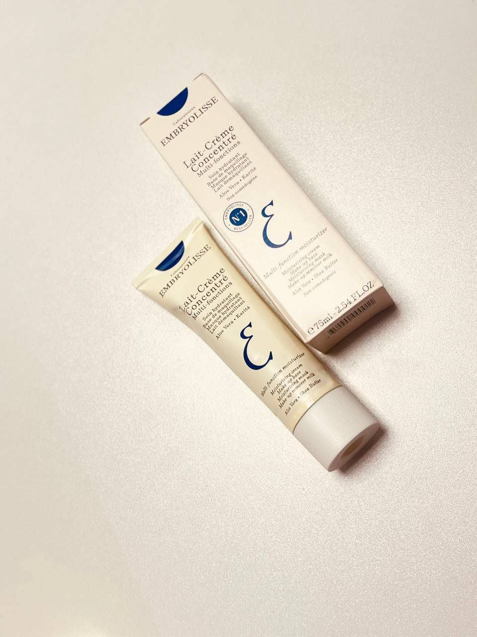 Embryolisse Lait-Crème Concentré هو مرطب متعدد الوظائف للعناية بالبشرة، ويُعرف بكونه منتجًا مفضلًا لدى خبراء التجميل وفناني المكياج. 
معلومات عن المنتج:
الاستخدامات المتعددة:
يمكن استخدامه كمرطب يومي، برايمر للمكياج، مزيل مكياج، قناع مرطب، أو حتى كعناية بعد الحلاقة. 
التركيبة:
غني بالمكونات الطبيعية مثل الصبار، زبدة الشيا، وشمع العسل، بالإضافة إلى الأحماض الدهنية الأساسية والفيتامينات. 
الفوائد:
يرطب ويغذي البشرة بعمق، ويساعد على حمايتها من العوامل الخارجية، مما يجعلها ناعمة، نضرة، ومشرقة. 
مناسب لجميع أنواع البشرة:
تركيبته خفيفة وغير دهنية، مما يجعله ملائمًا للاستخدام على جميع أنواع البشرة، بما في ذلك البشرة الحساسة.

السعر خاص 🤍

توصيل كافة محافظات العراق 🚗

#امبريوليس #مرطب #برايمر #Embryolisse #مكياج #بنات #عراق #بغداد #نجف #توصيل #جمال #مكياج


**إذا كنت صاحب هذا الإعلان وتريد حذفه لأي سبب، رجاءا أرسل رسالة إلى الدعم الفني**