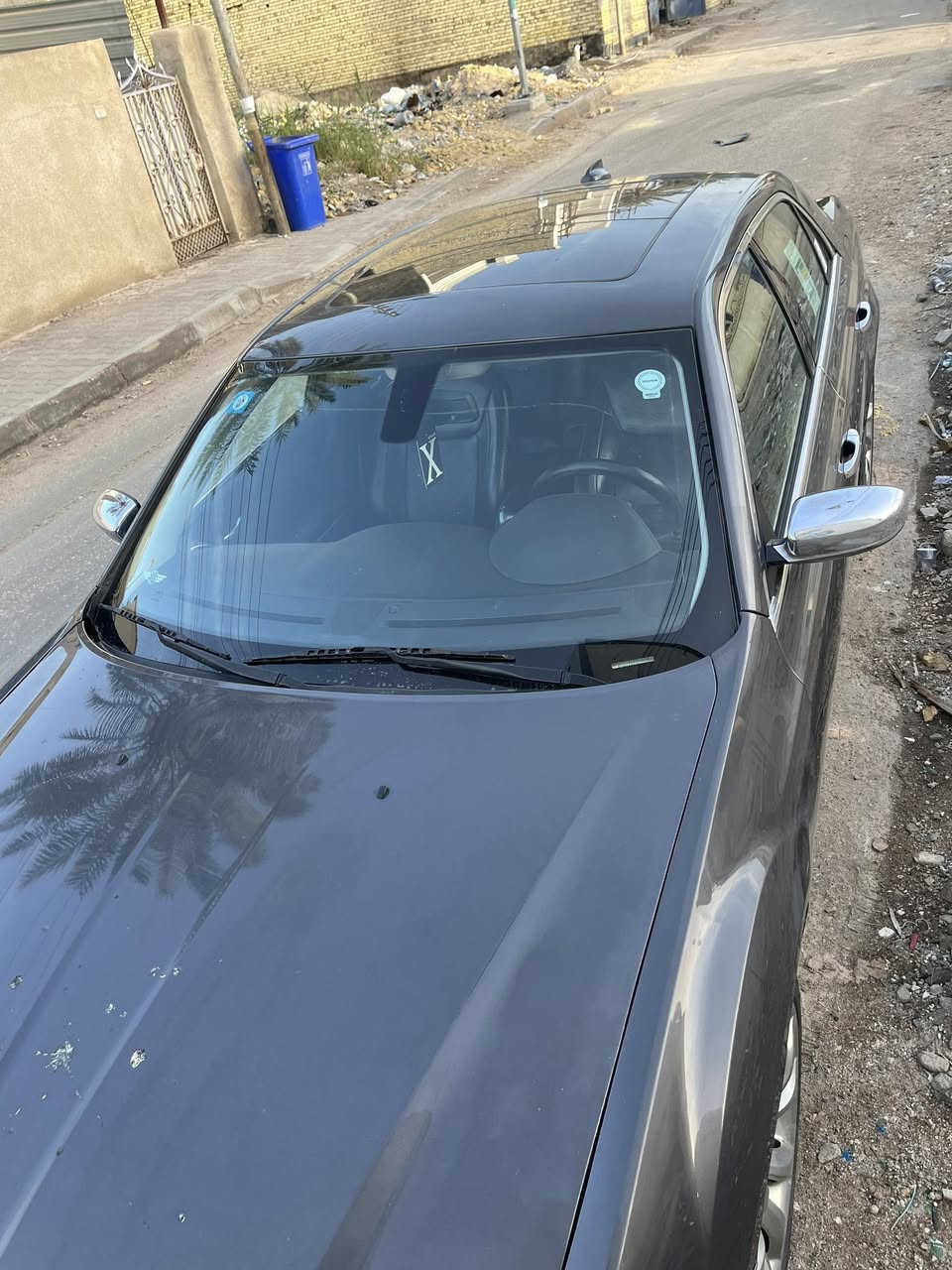 اوباما موديل 18 معلايه 22 السياره شوفه عينك ماشيه 38 الف ميل السيارة مابيها نواقص شغل واطلع وسونارها منزله هنا كدامك شوفه وشوف السياره شنو بيها بس اكلك على شغله مكتوب بالسونات طخه ورا باب الصدر هاي رصعه خفيفه وحادثه جاملغ الامامي يمين والبنيد 
السعر 180 وبيها مجال 
للتواصل ***********
