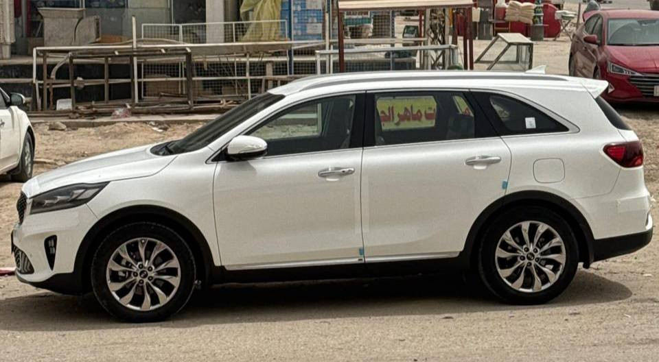 سورنتو 2020 خليجي
جديده السياره 
رقم بابل انكليزي جديد بسمي 
مكينه v6
السعر 265
مكان السياره بابل حله 
***********
