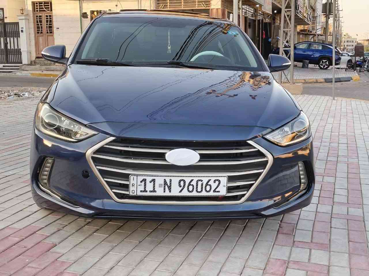 النترا 18 رقم بغداد إنكليزي بسمي  تحويل ثاني يوم
السيارة بيها جاملخ وبنيد بدون دواخل 
السيارة كير مكينه تبريد حدادية تخم تاير شرط كفالة
السيارة فول مواصفات للاخير   فتحة سقف بصمة مري شفط كشنات كهرباء وبعد بيها خير من الله 
السعر 113 جوة السوك وبالعافيه إلي تصير من نصيبة
مكاني كربلاء
***********
