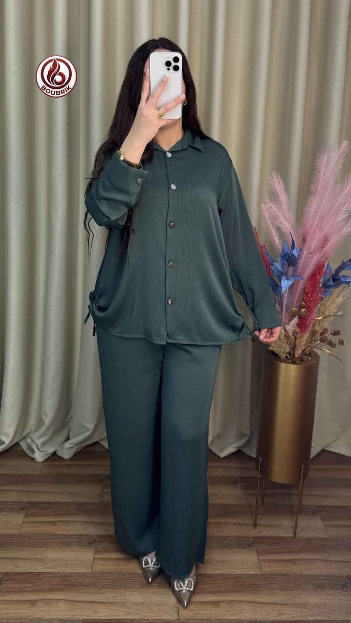 🌹الجديد او نصومبل أنيق  🌹
الثوب الزوم 
المقاس M L XL 2XL


**إذا كنت صاحب هذا الإعلان وتريد حذفه لأي سبب، رجاءا أرسل رسالة إلى الدعم الفني**