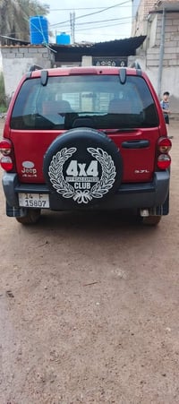 جيب لبرتي • ٢٠٠٧ • خيط تبخير