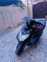 سكنس فحل للبيع سعرها 430الف وبيه مجال بسيط للشراي مكاني شارع فلسطين او...