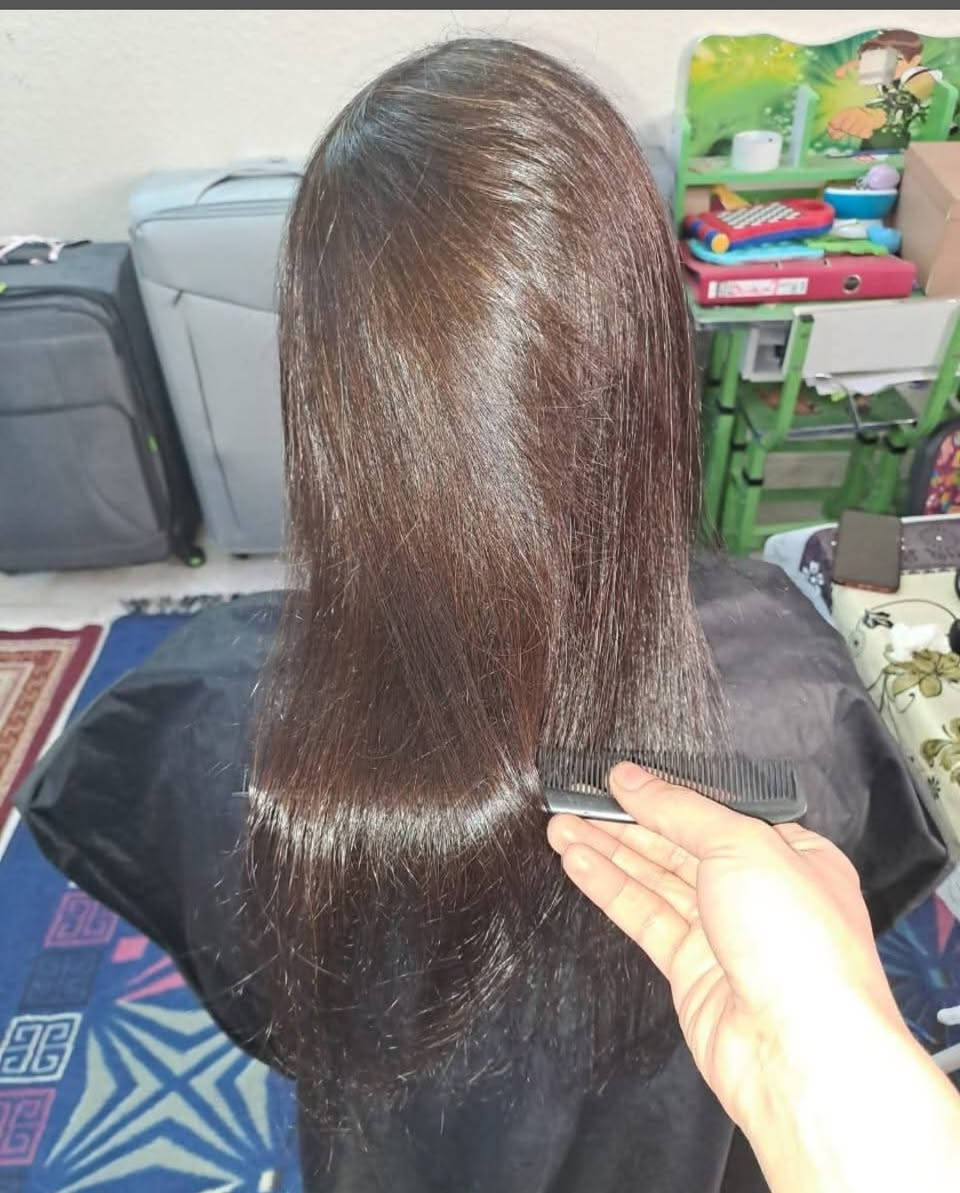 احجيلكم عن تفاصيل ؟؟
لو النتيجه تكفي ؟
اصفر 
ازرق 
ابيض 
مواد حديثة مطوره 
تسريح قوي ومعالجة 

عباره عن أحماض امينيه مركزه يمتصها الشعر مو تغليف للشعر 
تختلف عن مواد التسريح القديمه


**إذا كنت صاحب هذا الإعلان وتريد حذفه لأي سبب، رجاءا أرسل رسالة إلى الدعم الفني**