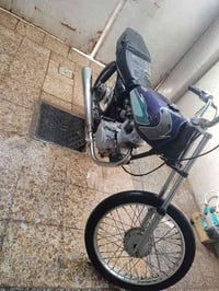 دراجه اربع قير كلك للبيع 300 بها مجال دراجه كلش حلوه 07823240072