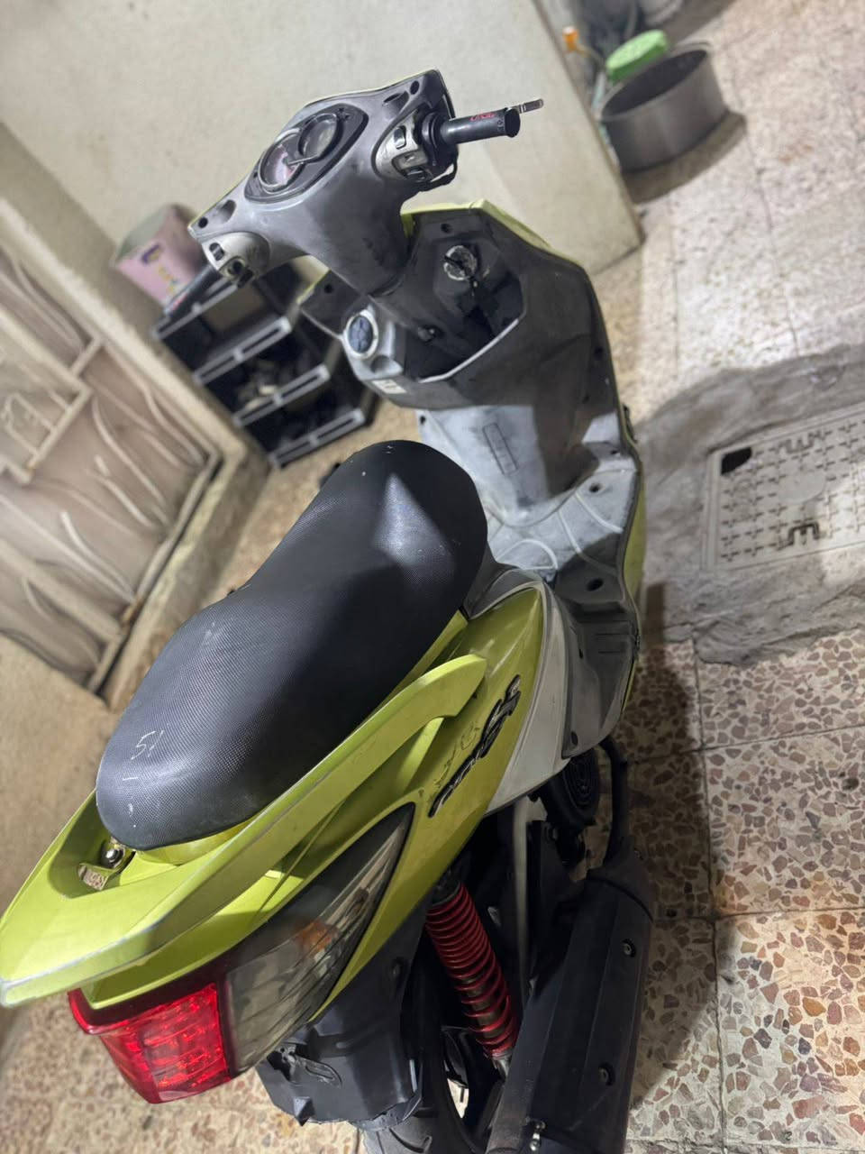 سكنس فحل نوزل ياباني خطين دراجة رمبة حاوية صارلها شهر من اشتريتها وصل موجود 
سعر 1200
للاستفسار ***********
