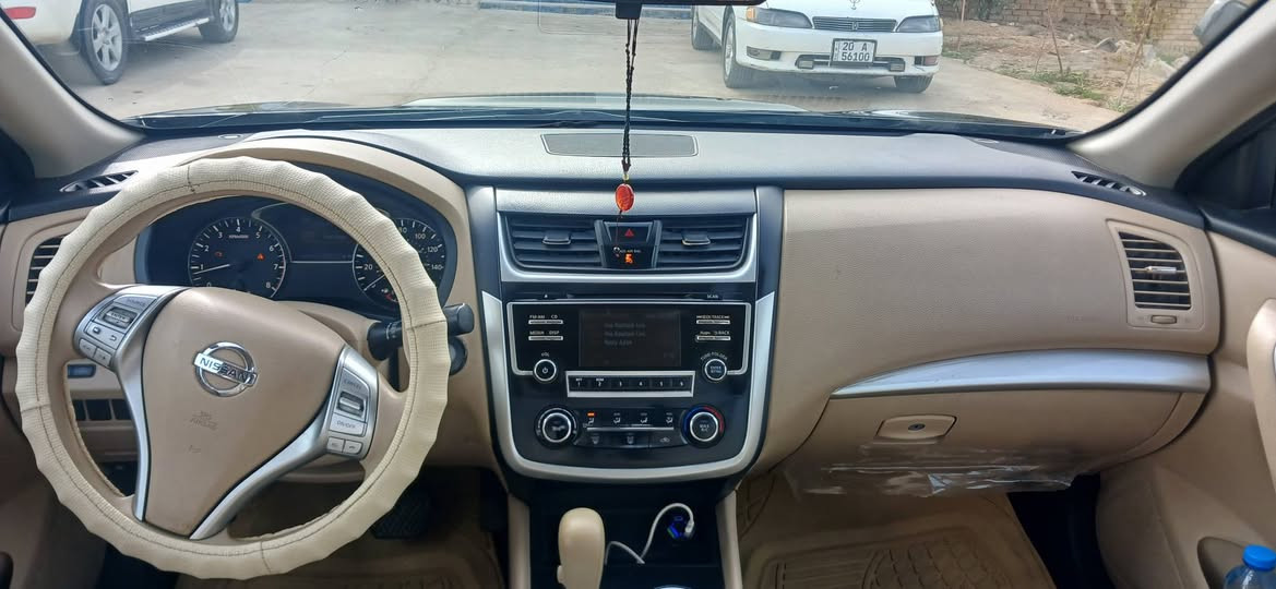 السلام عليكم
نيسان التيما 2016 امريكي داخل عسلي سيارة كلين بدون ظرر عدة الي موضع بالسونار  بدون ايرباك بدون دواخل كلة بشرط الفحص ترايك للبصرة رقم سليمانية سيارة جاهزة من الدعامية للدعامية گير محرك كلة بشرط دهن گير جديد اليارة عليها ادامك كاملة والسيارة حيل حيل جديدة صدر جديد
هذا رقم 
السعر 128 بي مجال بسيط 
***********
