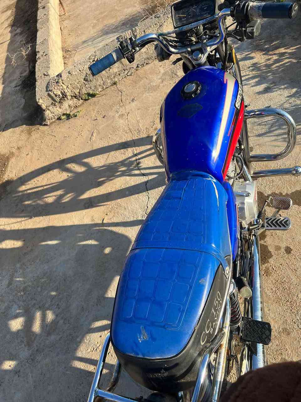 بسم الله للبيع سافين وزن ثقيل 2023محرك كبس مامفتوح كهربائي كله شغال بس يعوزو نشرات فقط والباقي شرط السعر 475وبيها مجال ‏‪+9647722904928,,,,,,‏‪***********‬‏
