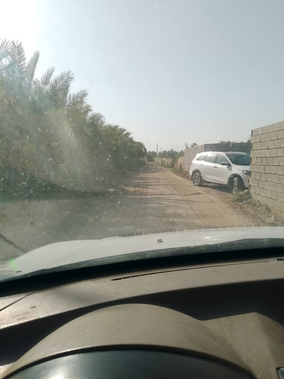السلام عليكم ارض طابو زراعي سند 25تحويل مباشر المساحه 4دونم ارض صالحه للزراعه متوفر مي سقي وكهرباء ومدارس للاستفسار ***********
