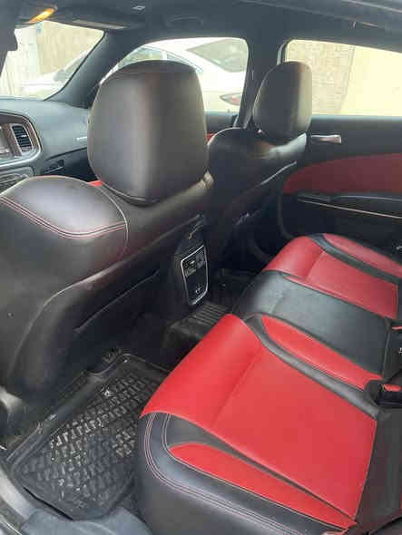 السلام عليكم
چارجر 2020 GT v6  
بدون صبغ بدون ايرباك  
ماشية ٥٢ 
حادثهة فتح بابين وجاملغ جهة الصدر ومشدودات نفسهن بالعراق 
السيارة على وضع الوكالة بدون نقص نهائيآ 
مكفولة من الصبغ والبارد  
السعر ٢٥.٥٠٠ $  وبيهة مجال 
بغداد / السيدية
***********
