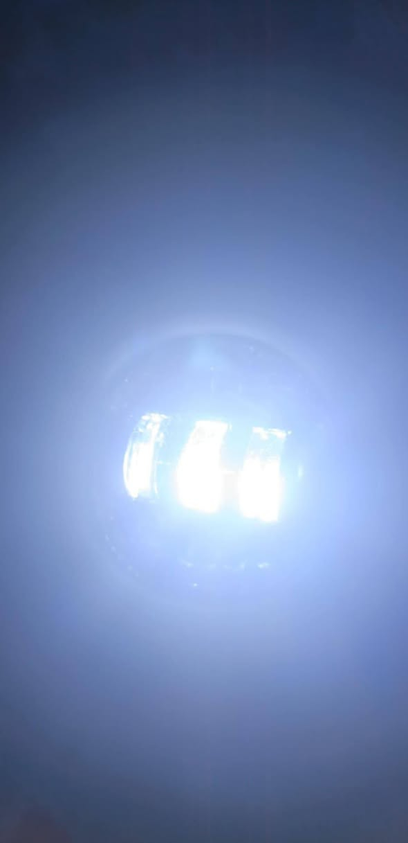 السلام عليكم شباب ليد مال دراجة للبيع H4
جديد غير مستخدم


**إذا كنت صاحب هذا الإعلان وتريد حذفه لأي سبب، رجاءا أرسل رسالة إلى الدعم الفني**